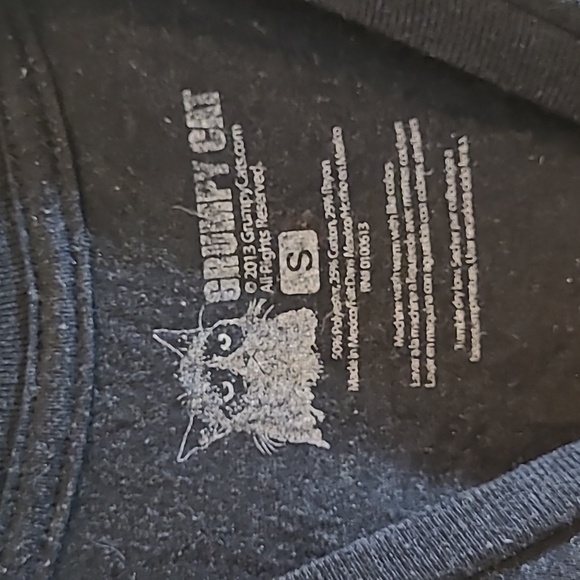 Grumpy Cat Shirt - Picture 3 of 3